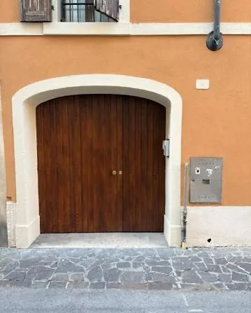 Apartment Red House Valeggio App 3 Valeggio sul Mincio