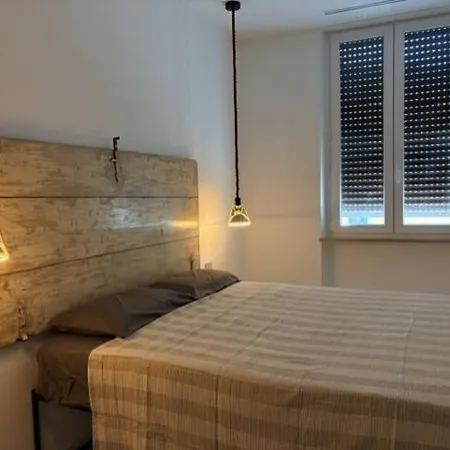 Apartment Red House Valeggio App 3